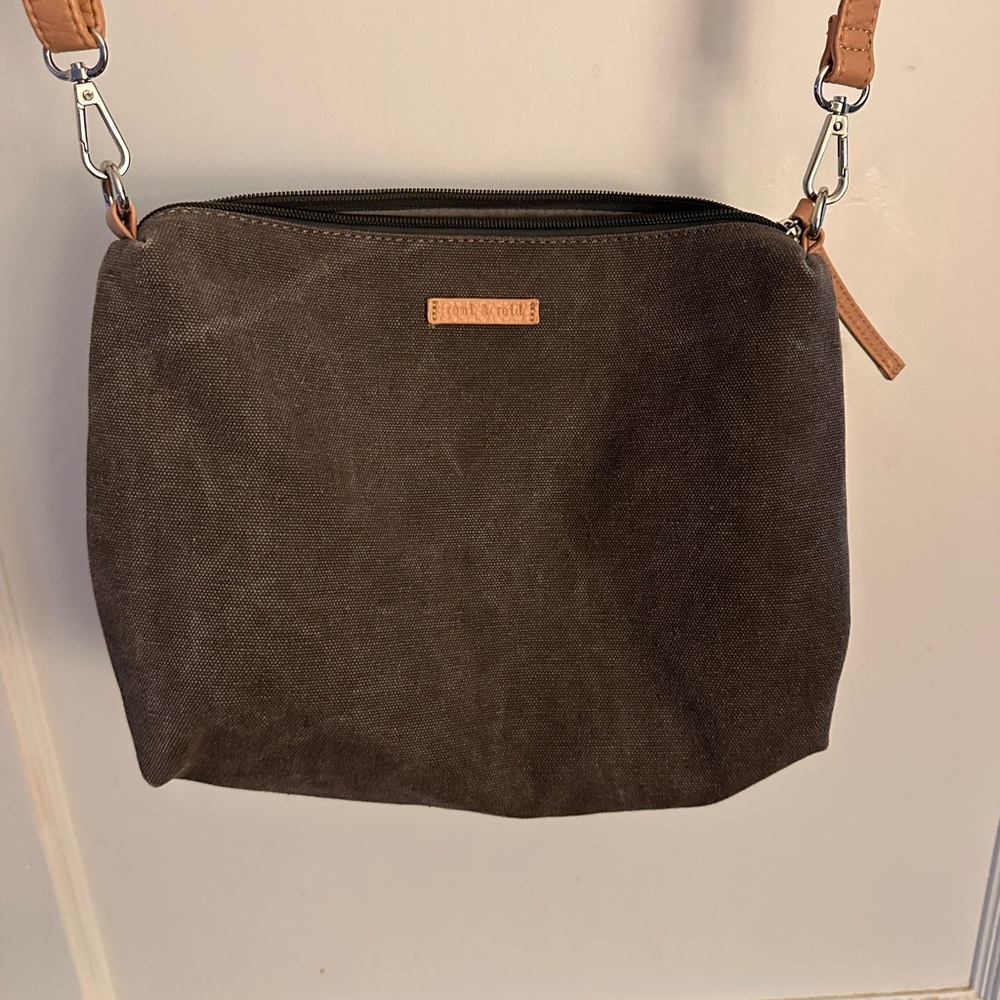 Remi and Reid cross body bag